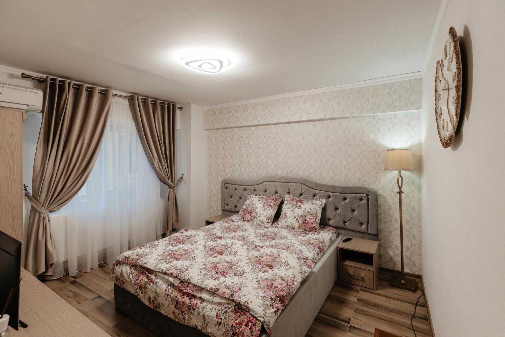 Luxury Radox Apartment Buzau City Center Экстерьер фото