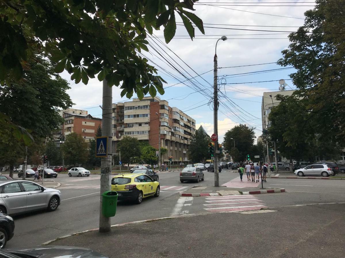 Luxury Radox Apartment Buzau City Center Экстерьер фото